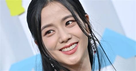 titel von jisoo|Jisoo von BLACKPINK, der Titel ihres ersten Solo